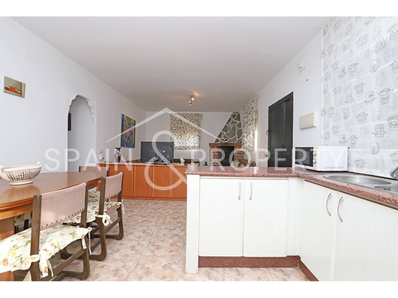 3 soveværelse Villa til salg i Montroy med swimmingpool - € 220.000 (Ref: 9405934)