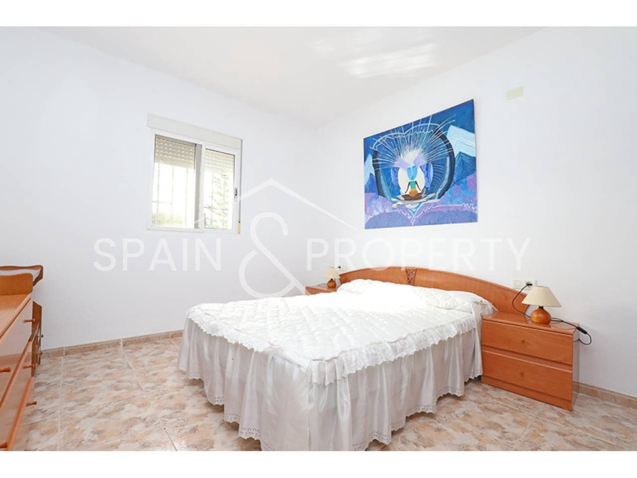 3 soveværelse Villa til salg i Montroy med swimmingpool - € 220.000 (Ref: 9405934)