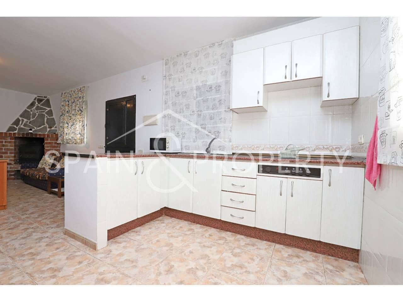 3 soveværelse Villa til salg i Montroy med swimmingpool - € 220.000 (Ref: 9405934)