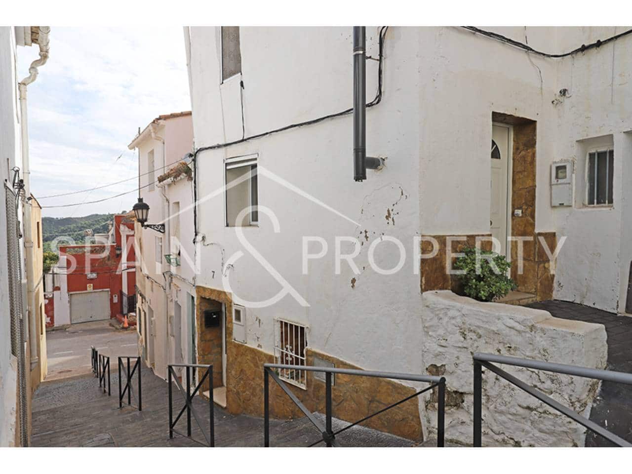 2 bedroom Townhouse for sale in Macastre - € 48,000 (Ref: 9413461)