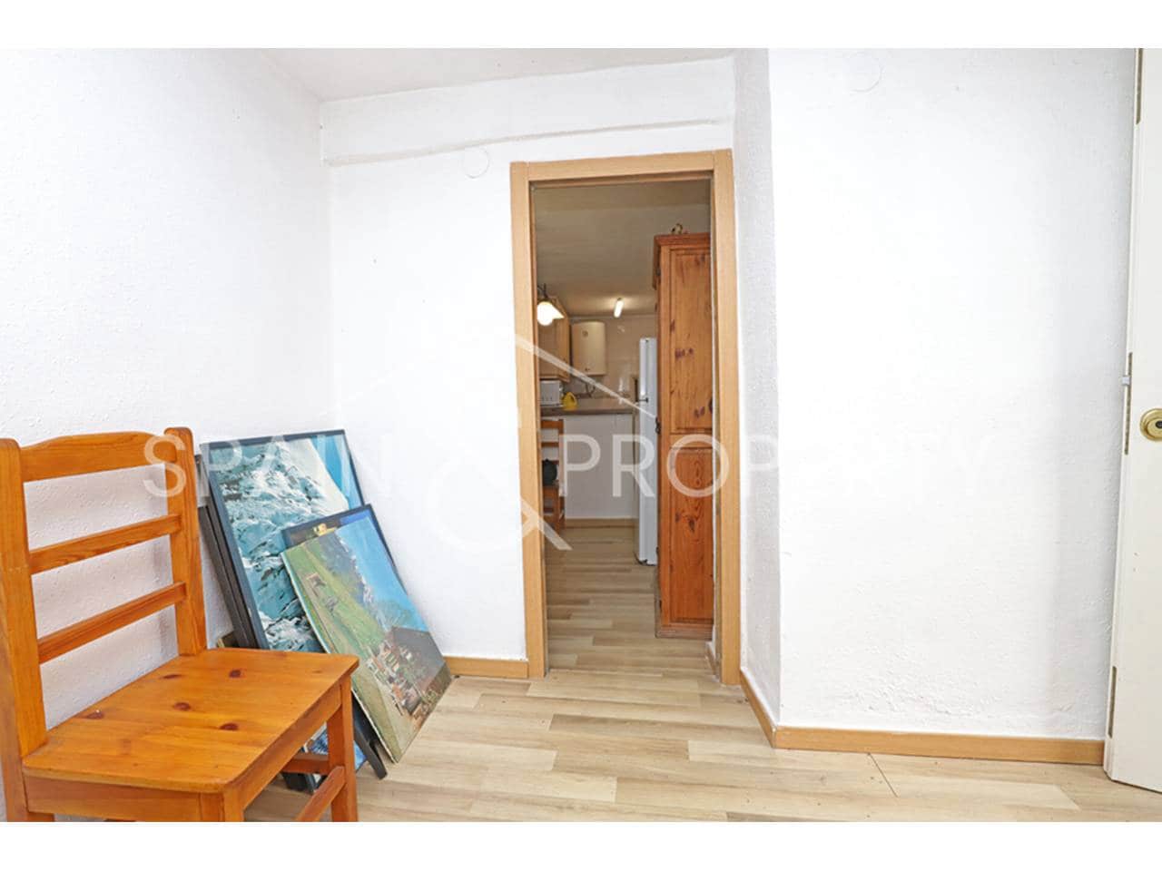 2 bedroom Townhouse for sale in Macastre - € 48,000 (Ref: 9413461)