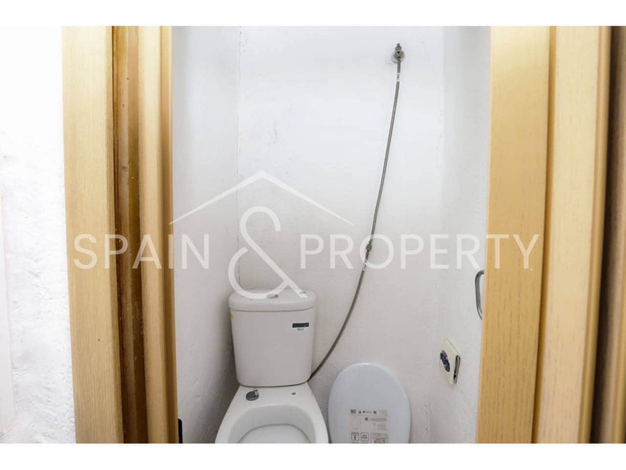 2 bedroom Townhouse for sale in Macastre - € 48,000 (Ref: 9413461)