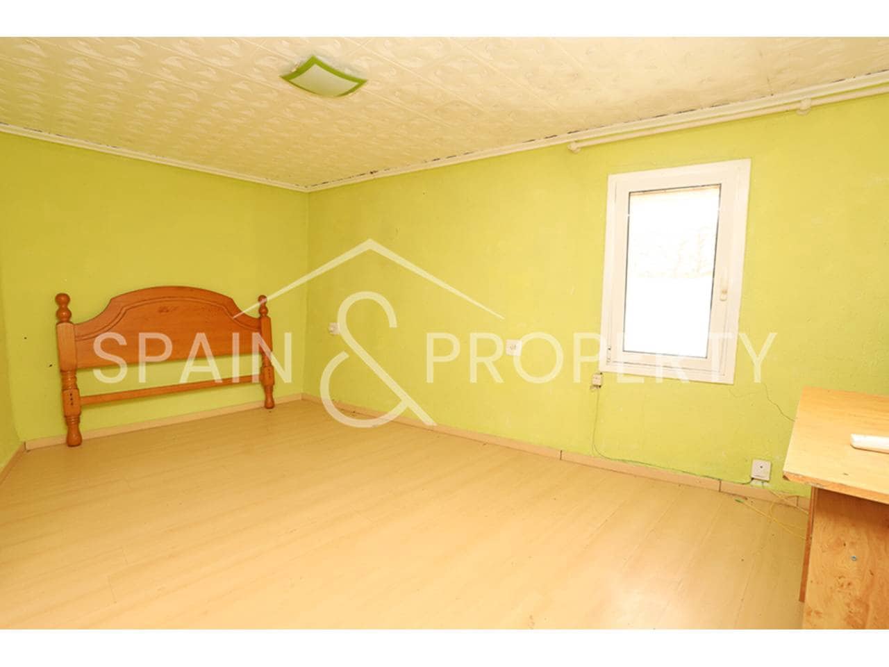 2 bedroom Townhouse for sale in Macastre - € 48,000 (Ref: 9413461)