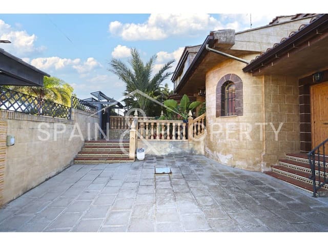 4 soveværelse Villa til salg i Montserrat med swimmingpool garage - € 550.000 (Ref: 9418822)