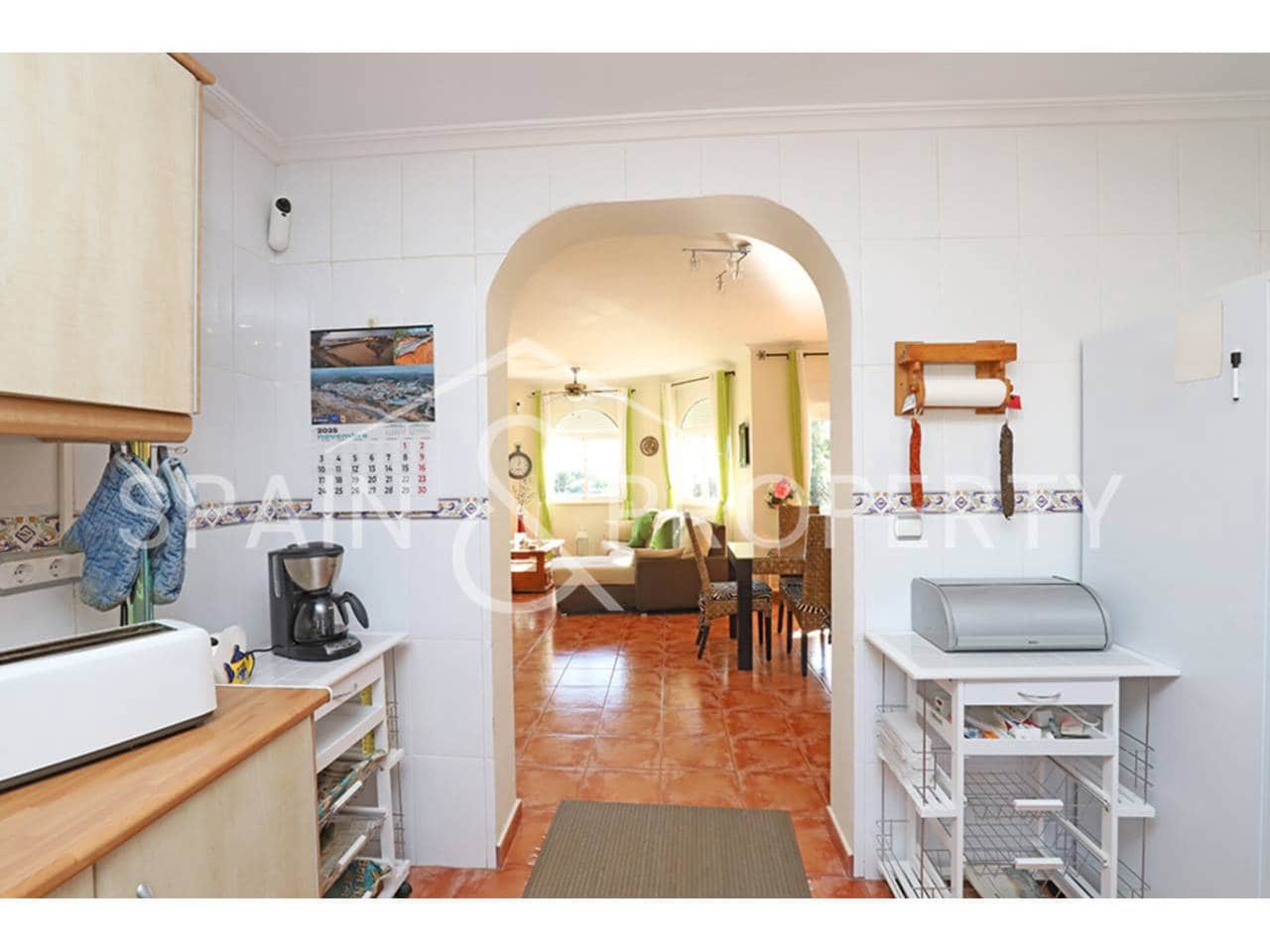 3 soverom Villa til salgs i Montroy med svømmebasseng garasje - € 230 000 (Ref: 9450106)