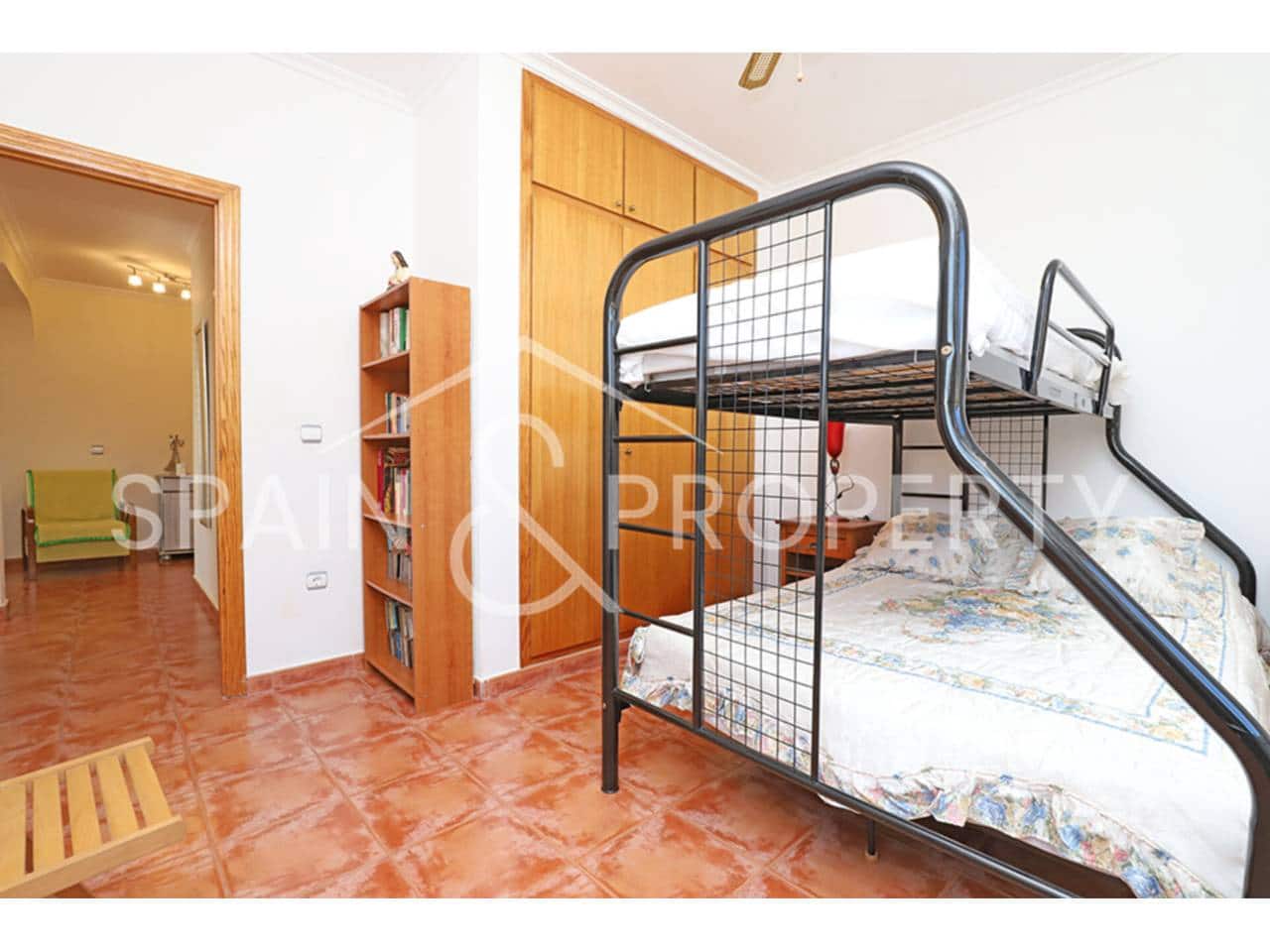 3 soverom Villa til salgs i Montroy med svømmebasseng garasje - € 230 000 (Ref: 9450106)