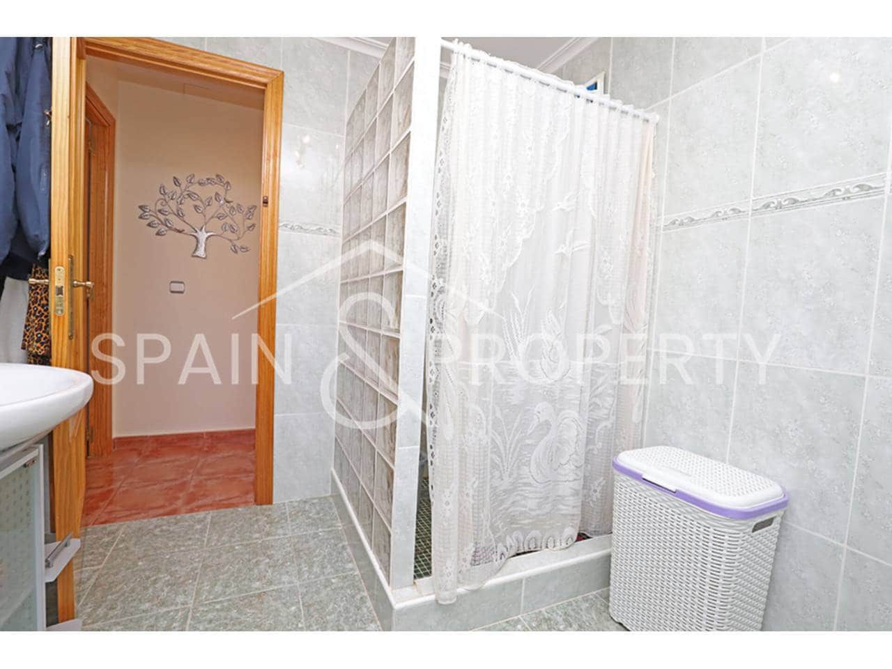 3 soverom Villa til salgs i Montroy med svømmebasseng garasje - € 230 000 (Ref: 9450106)