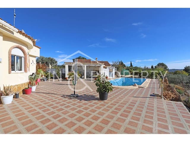 3 soveværelse Villa til salg i Montroy med swimmingpool garage - € 230.000 (Ref: 9450106)