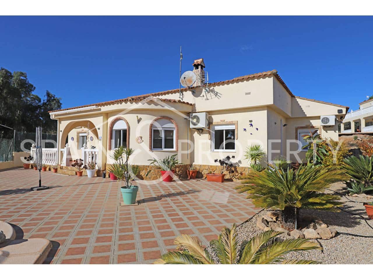 3 soverom Villa til salgs i Montroy med svømmebasseng garasje - € 230 000 (Ref: 9450106)