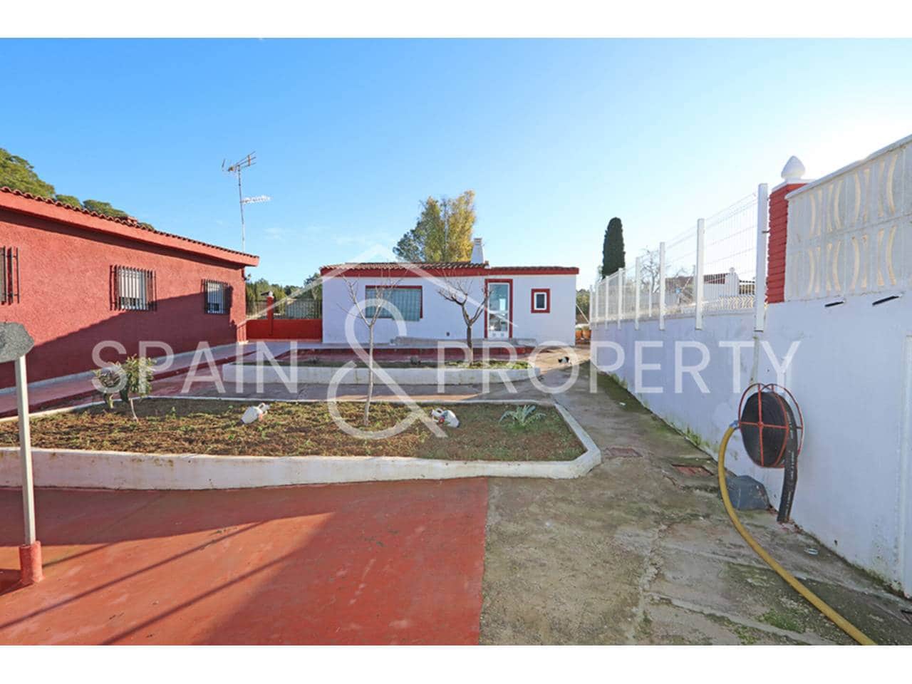 Chalet de 3 habitaciones en Montserrat en venta con piscina garaje - 220.000 € (Ref: 9503707)