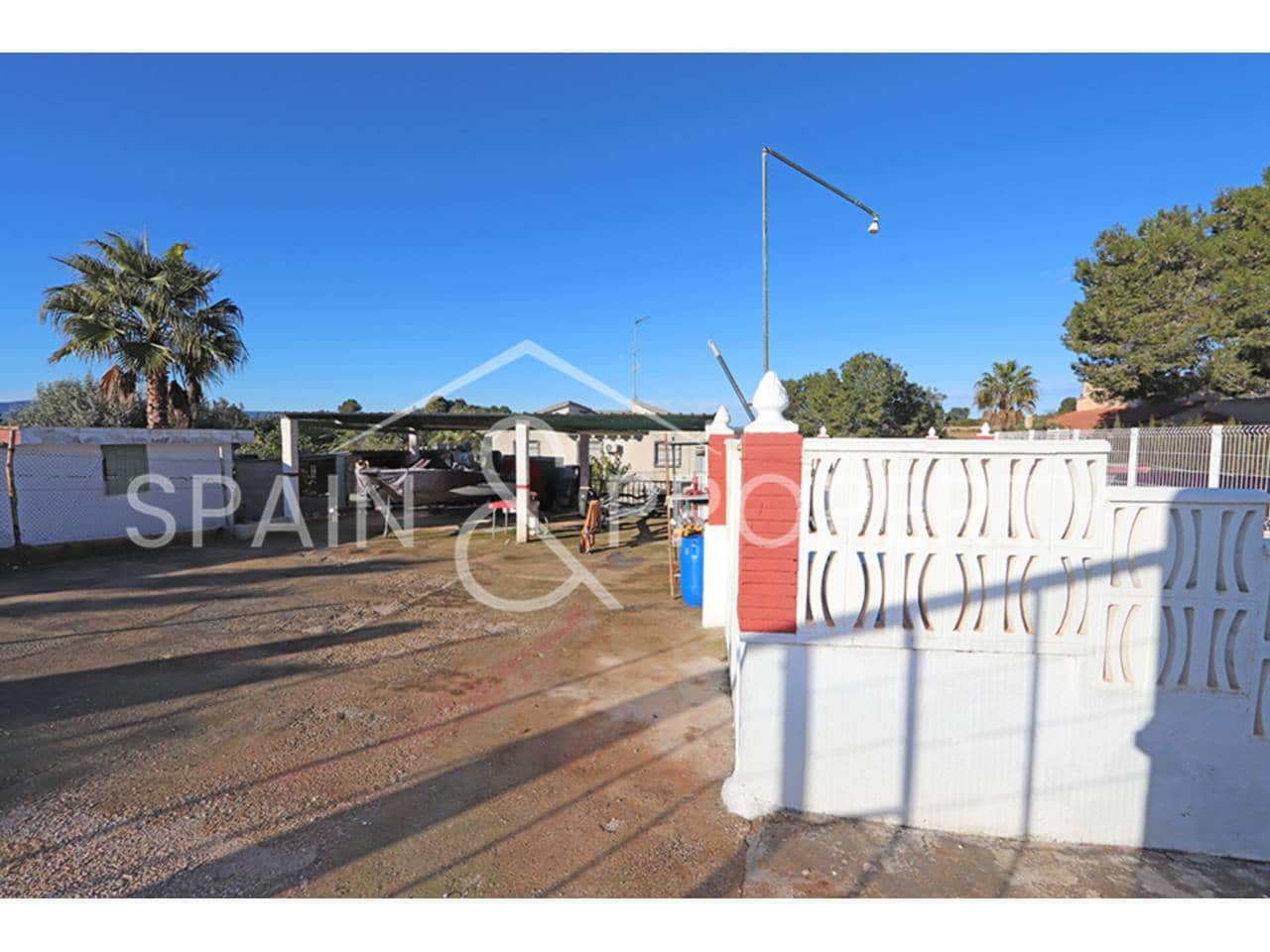 Chalet de 3 habitaciones en Montserrat en venta con piscina garaje - 220.000 € (Ref: 9503707)