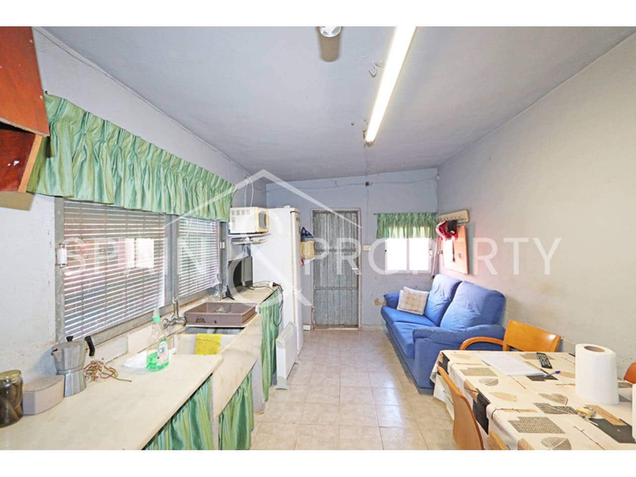 Chalet de 3 habitaciones en Montserrat en venta con piscina garaje - 220.000 € (Ref: 9503707)