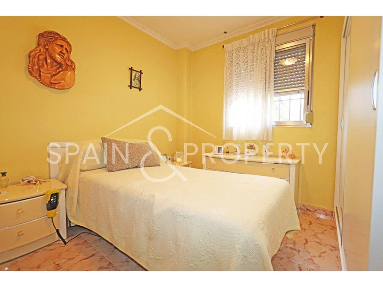 3 slaapkamer Villa te koop in Montroy - € 159.000 (Ref: 9518290)