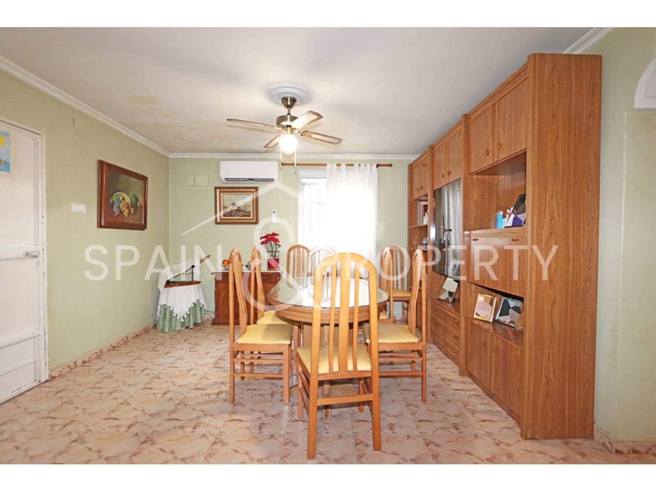 3 slaapkamer Villa te koop in Montroy - € 159.000 (Ref: 9518290)