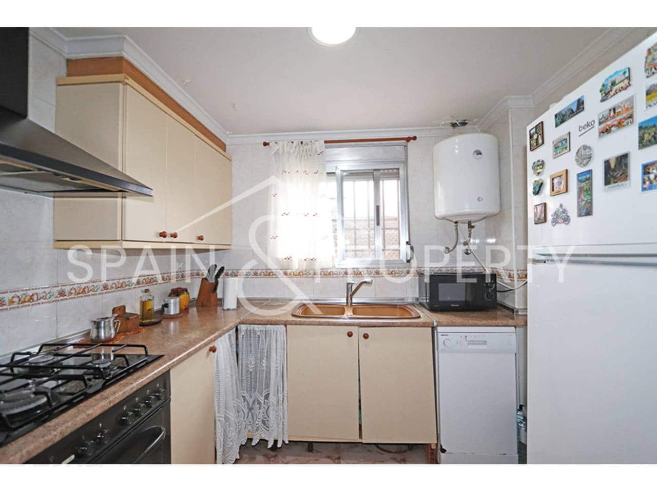 3 slaapkamer Villa te koop in Montroy - € 159.000 (Ref: 9518290)