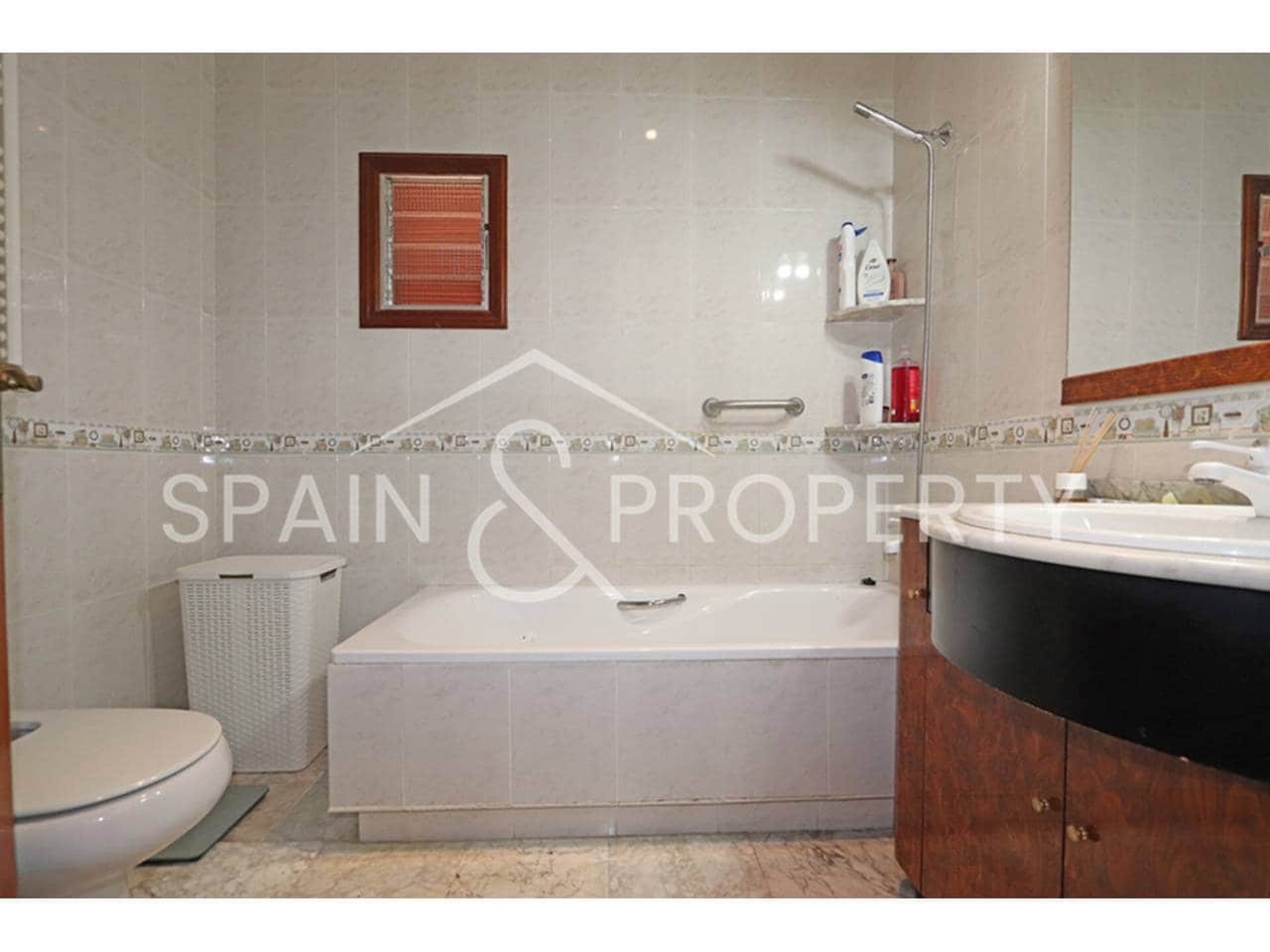 4 soverom Villa til salgs i Turis med svømmebasseng garasje - € 290 000 (Ref: 9535250)