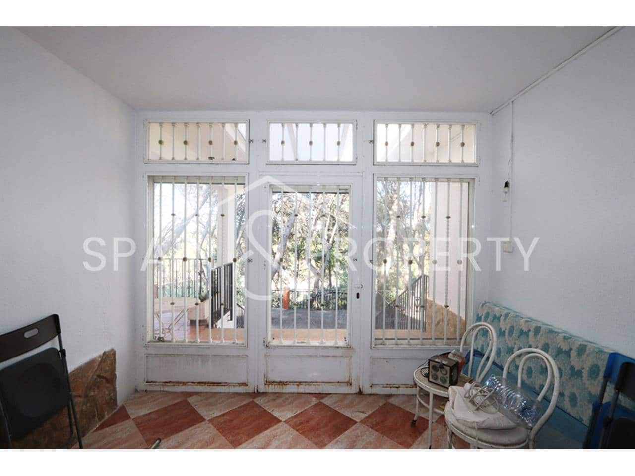 4 soverom Villa til salgs i Turis med svømmebasseng garasje - € 290 000 (Ref: 9535250)