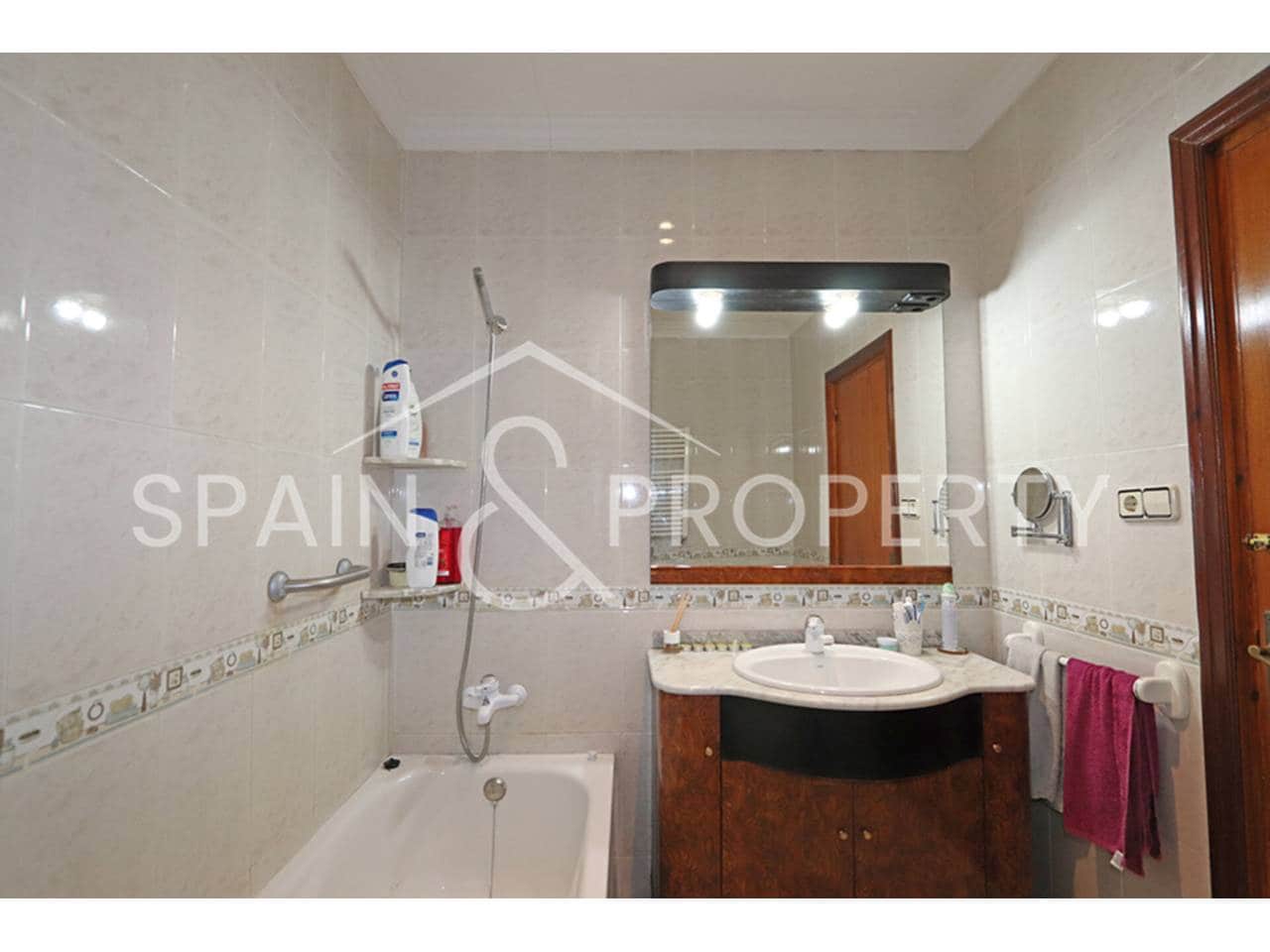 4 soverom Villa til salgs i Turis med svømmebasseng garasje - € 290 000 (Ref: 9535250)