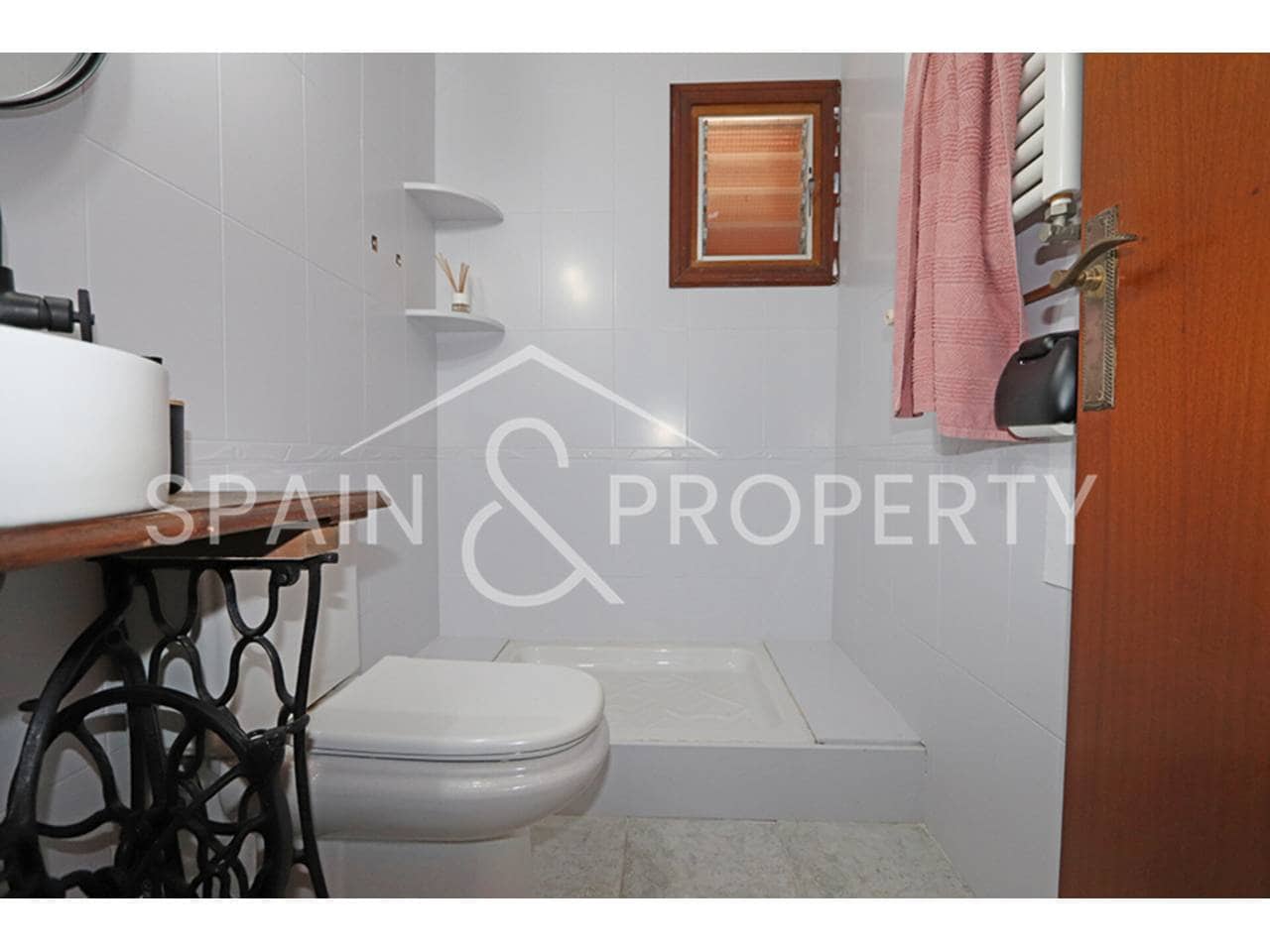 4 soverom Villa til salgs i Turis med svømmebasseng garasje - € 290 000 (Ref: 9535250)