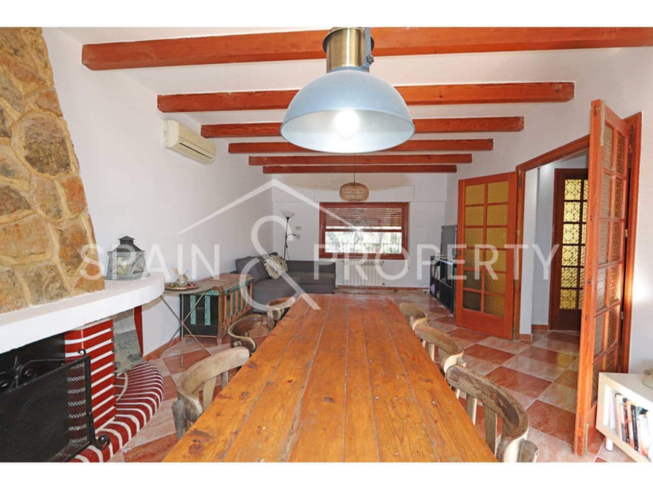 4 soverom Villa til salgs i Turis med svømmebasseng garasje - € 290 000 (Ref: 9535250)