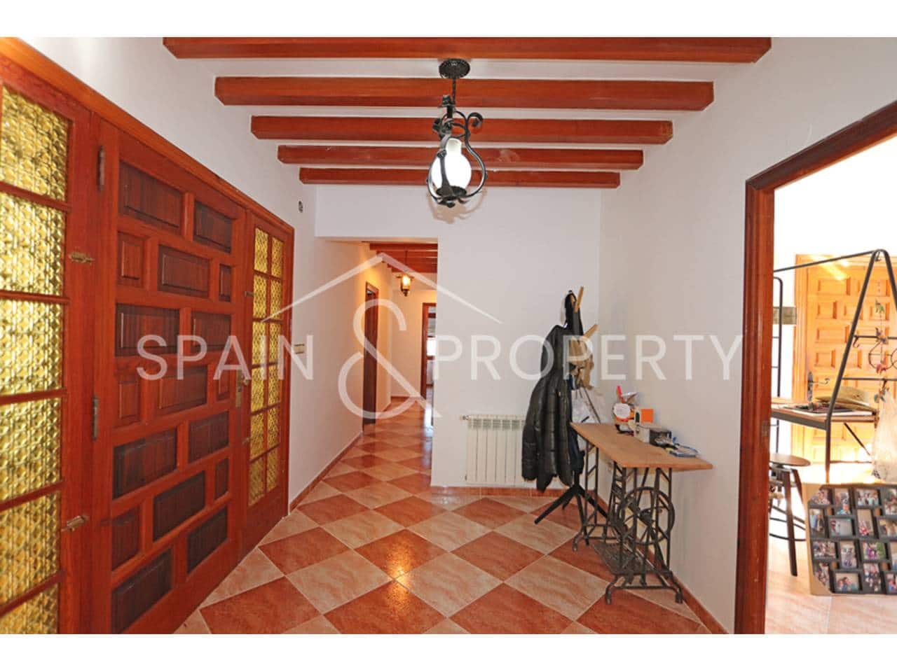 4 soverom Villa til salgs i Turis med svømmebasseng garasje - € 290 000 (Ref: 9535250)