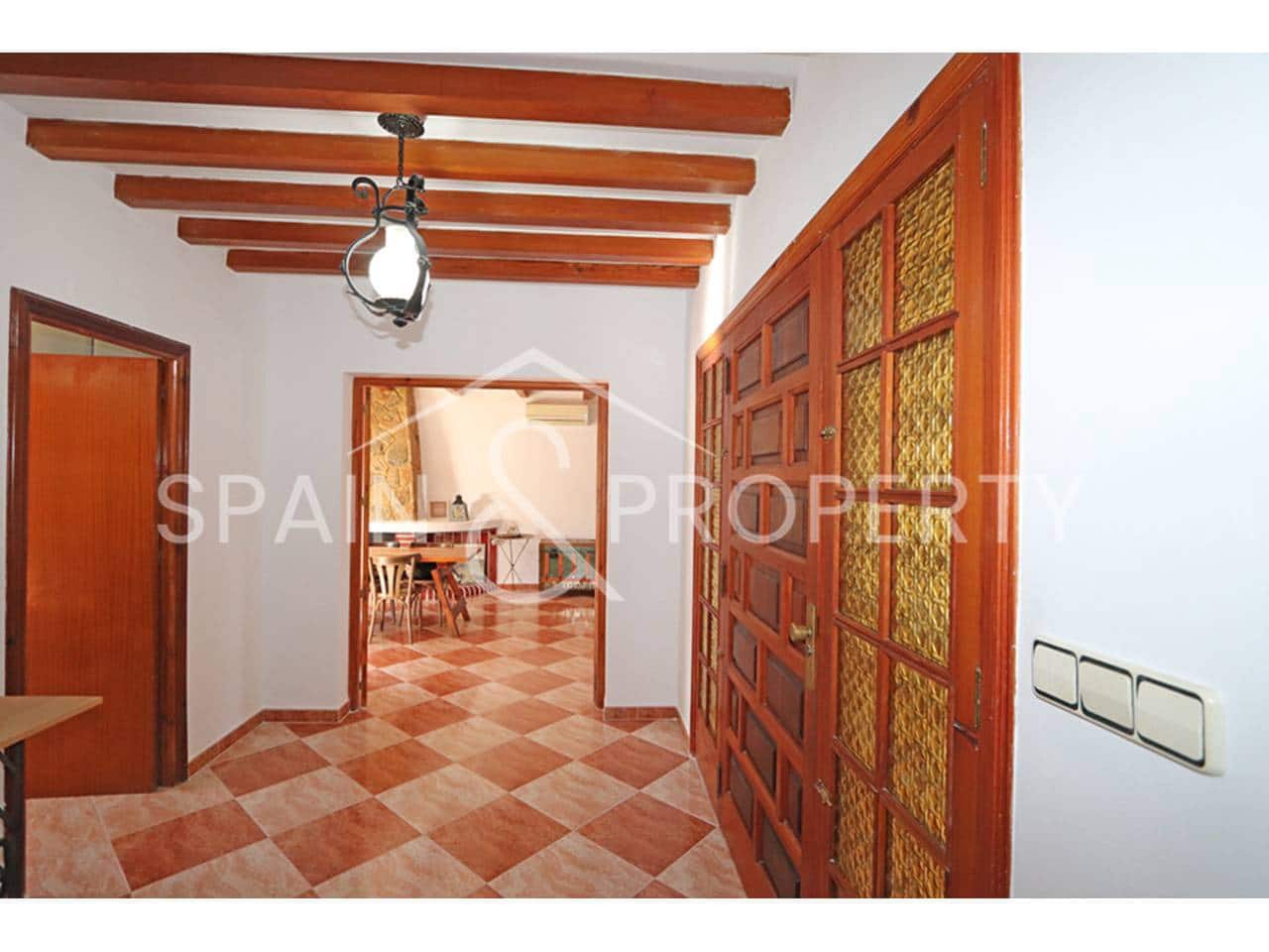 4 soverom Villa til salgs i Turis med svømmebasseng garasje - € 290 000 (Ref: 9535250)