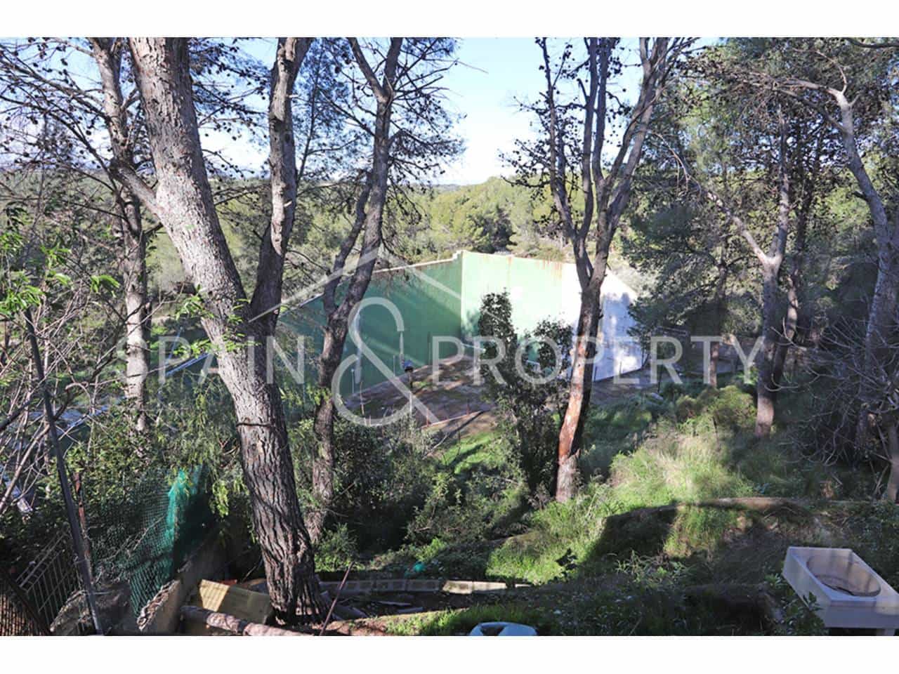 4 soverom Villa til salgs i Turis med svømmebasseng garasje - € 290 000 (Ref: 9535250)