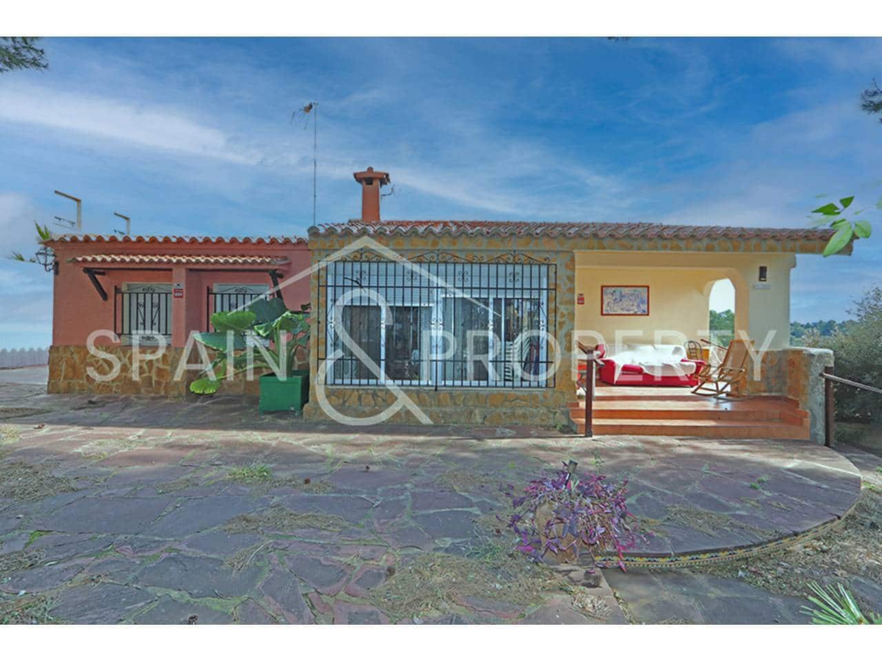 5 bedroom Villa for sale in Torrent with pool - € 239,000 (Ref: 9550441)