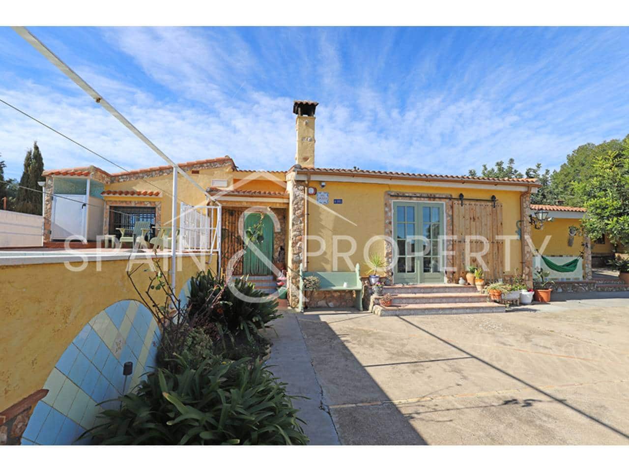 4 bedroom Villa for sale in Montserrat with pool - € 249,900 (Ref: 9624133)