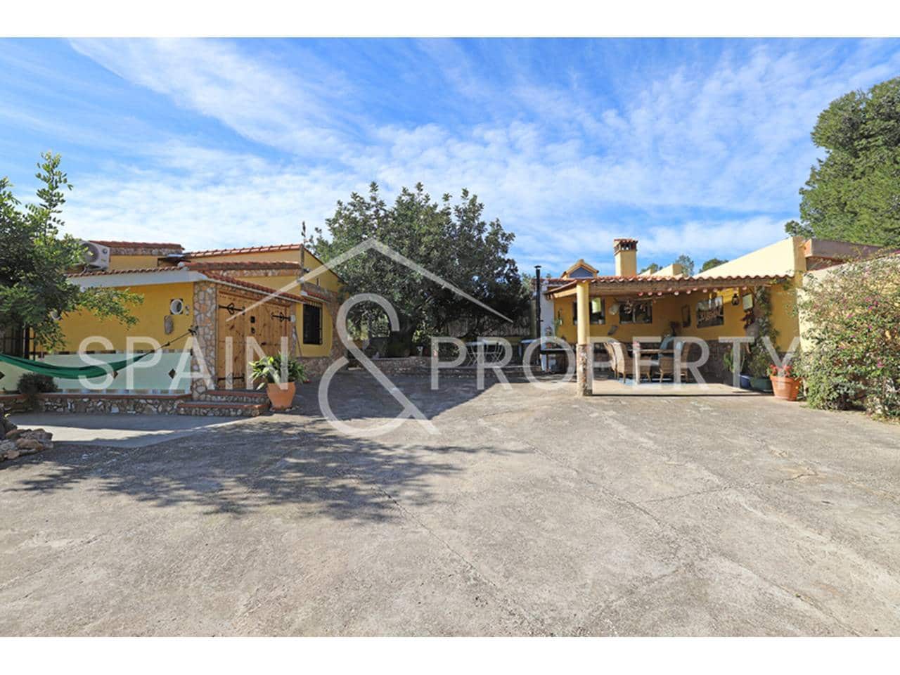 4 bedroom Villa for sale in Montserrat with pool - € 249,900 (Ref: 9624133)