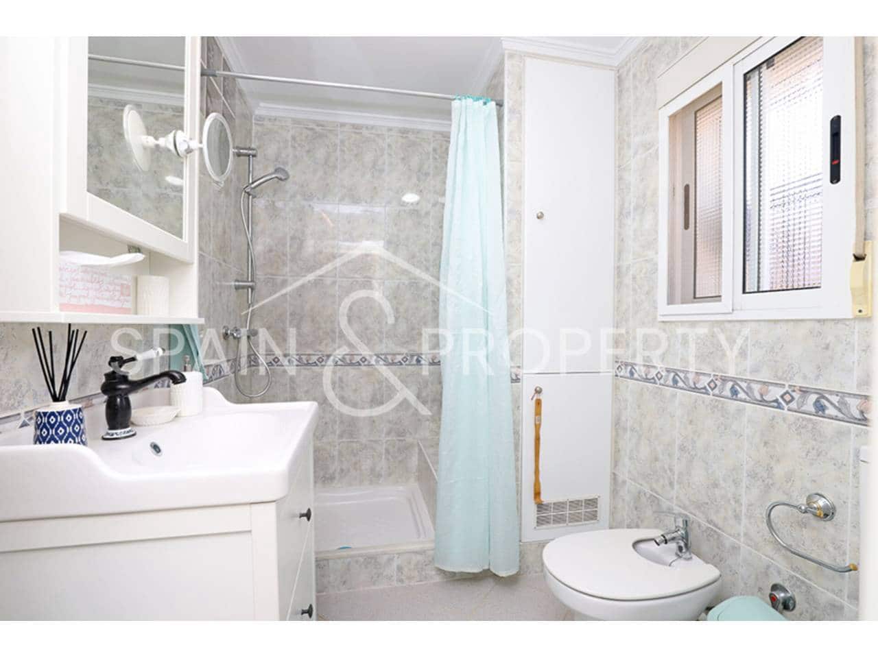 4 bedroom Villa for sale in Montserrat with pool - € 249,900 (Ref: 9624133)