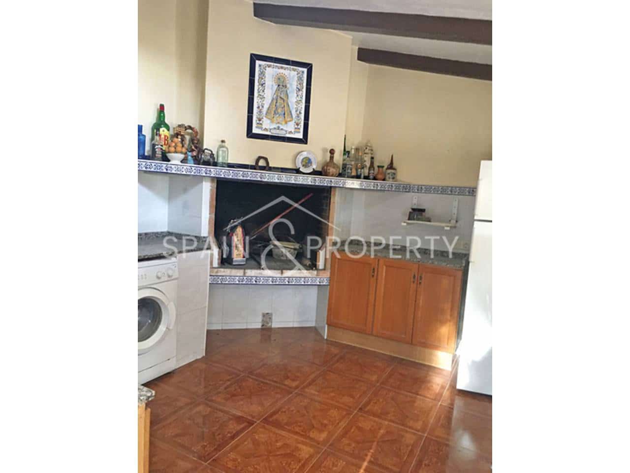 4 bedroom Villa for sale in Montserrat with pool - € 249,900 (Ref: 9624133)