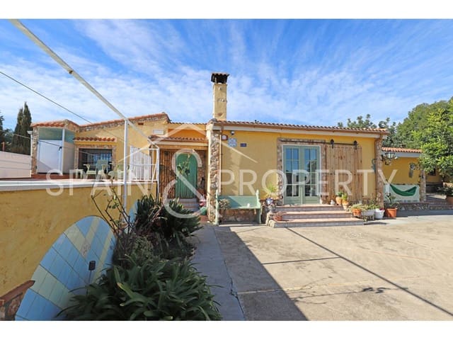 4 bedroom Villa for sale in Montserrat with pool - € 249,900 (Ref: 9624133)
