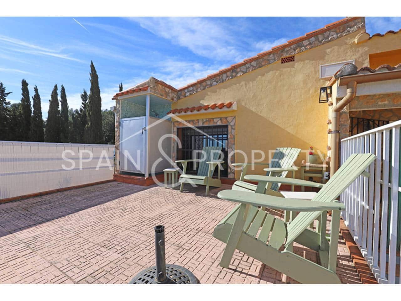 4 bedroom Villa for sale in Montserrat with pool - € 249,900 (Ref: 9624133)