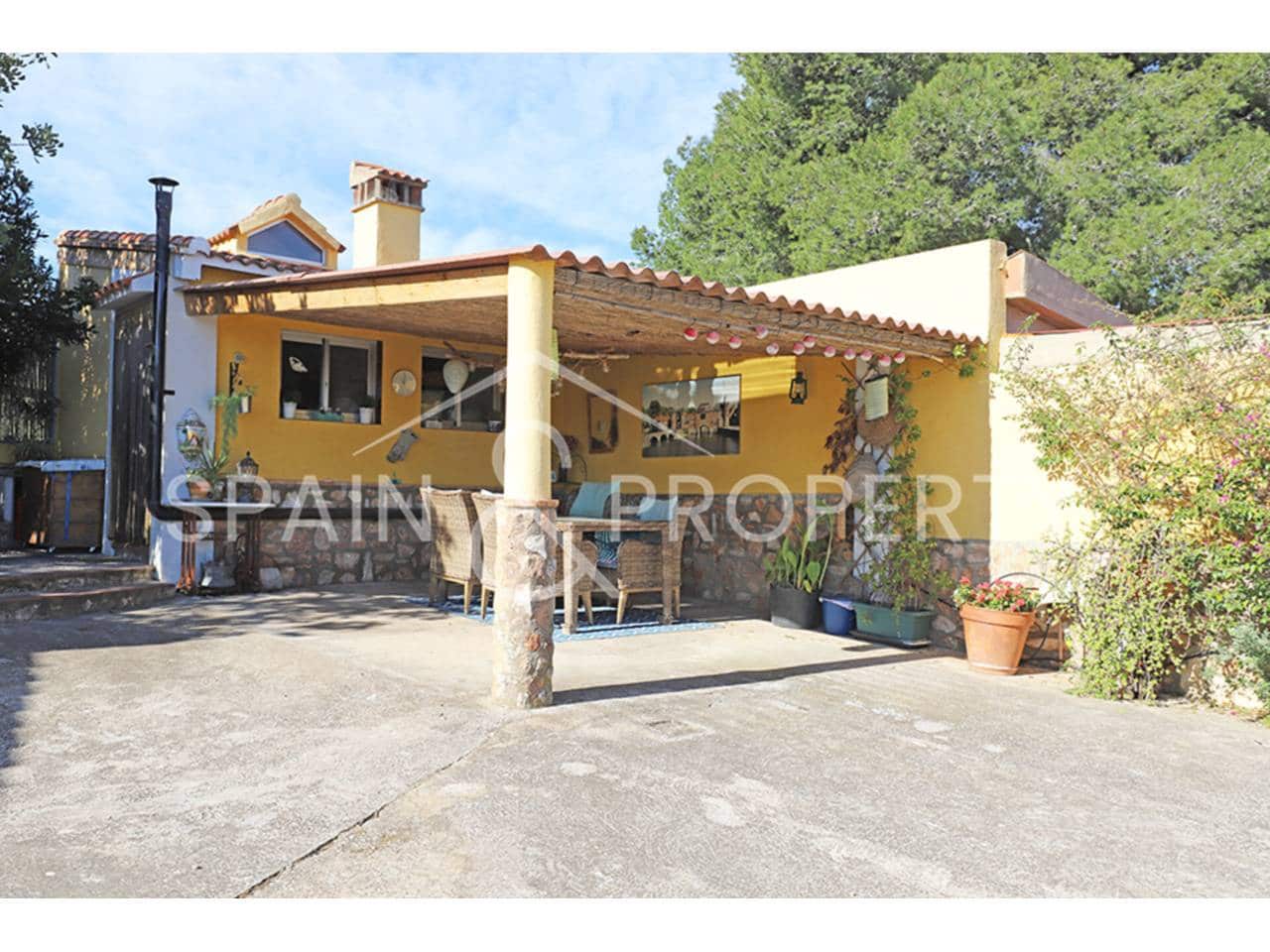 4 bedroom Villa for sale in Montserrat with pool - € 249,900 (Ref: 9624133)