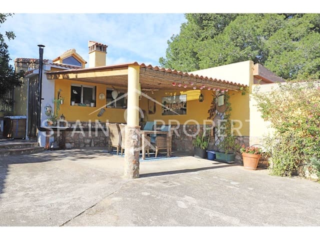 4 bedroom Villa for sale in Montserrat with pool - € 249,900 (Ref: 9624133)