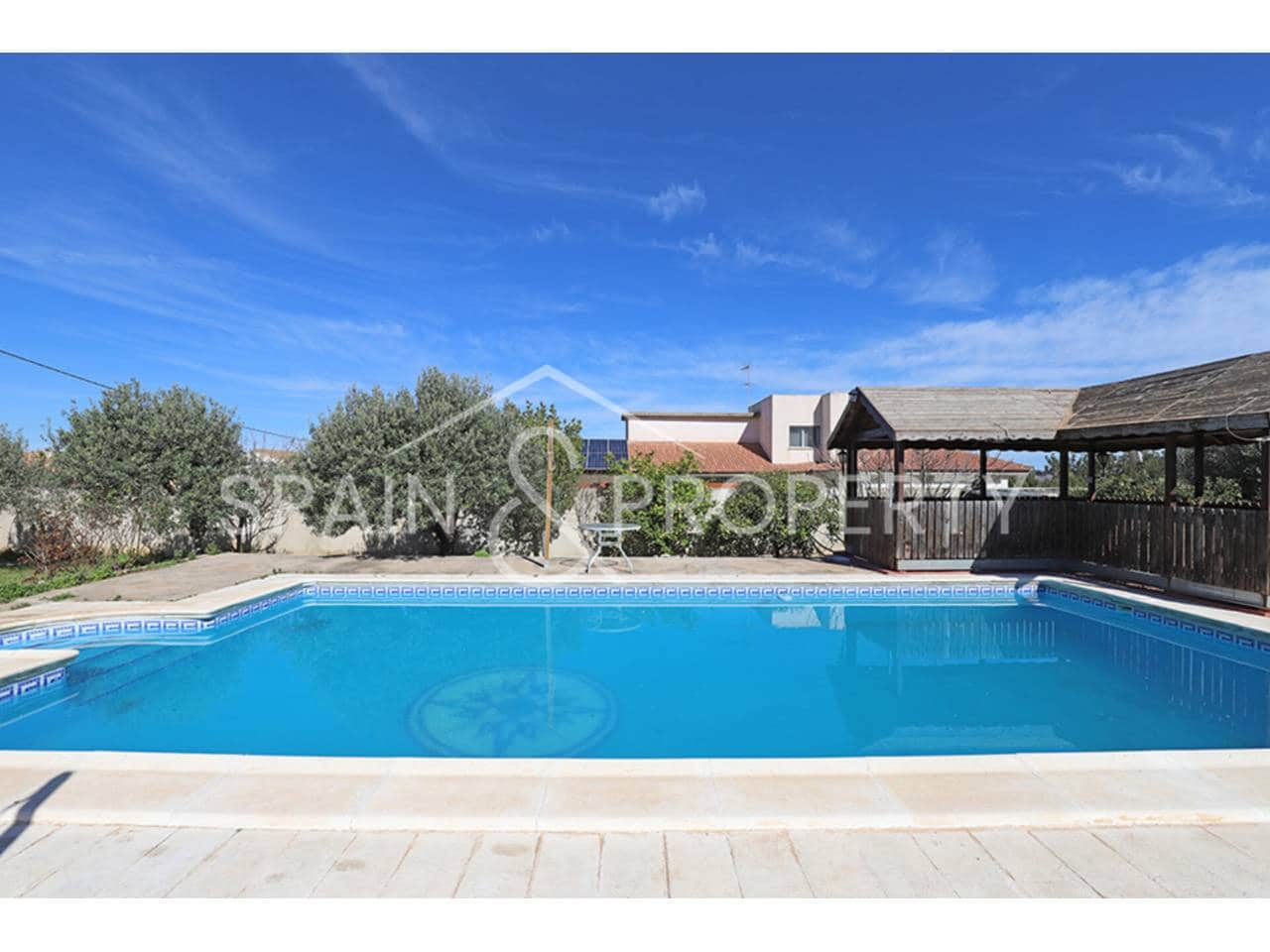 Chalet de 3 habitaciones en Turís en venta con piscina - 269.000 € (Ref: 9624134)