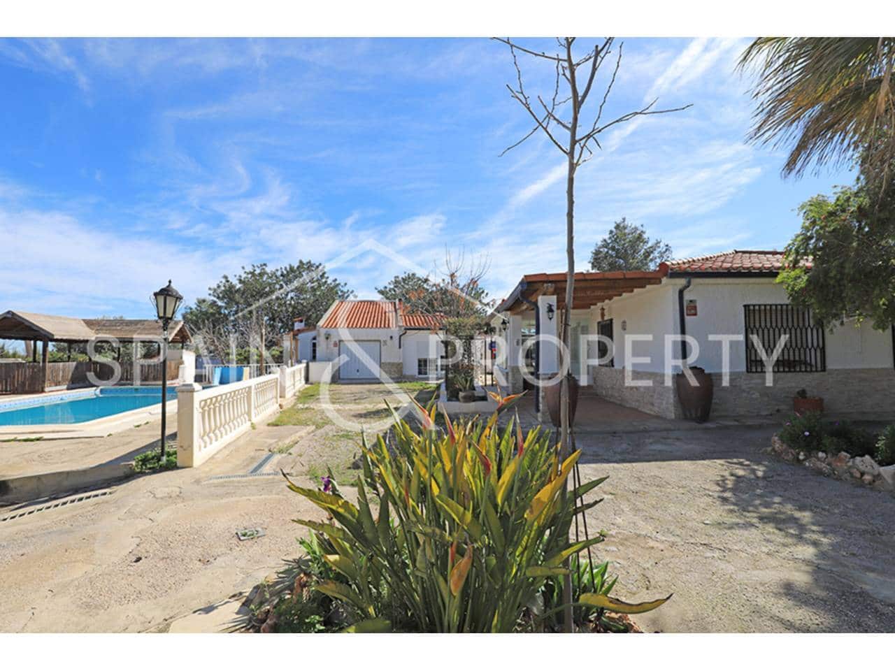 Chalet de 3 habitaciones en Turís en venta con piscina - 269.000 € (Ref: 9624134)