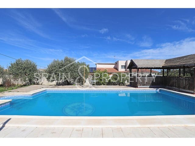 Chalet de 3 habitaciones en Turís en venta con piscina - 269.000 € (Ref: 9624134)