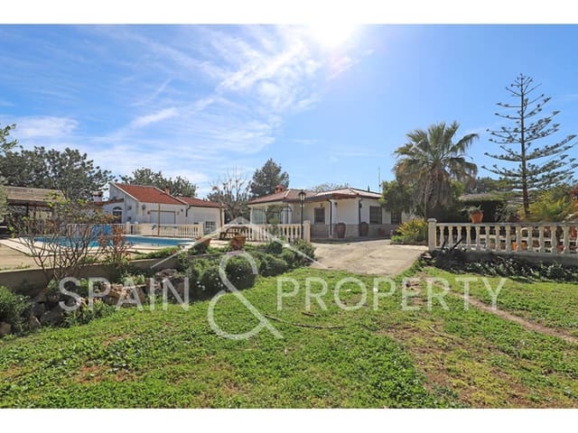 Chalet de 3 habitaciones en Turís en venta con piscina - 269.000 € (Ref: 9624134)