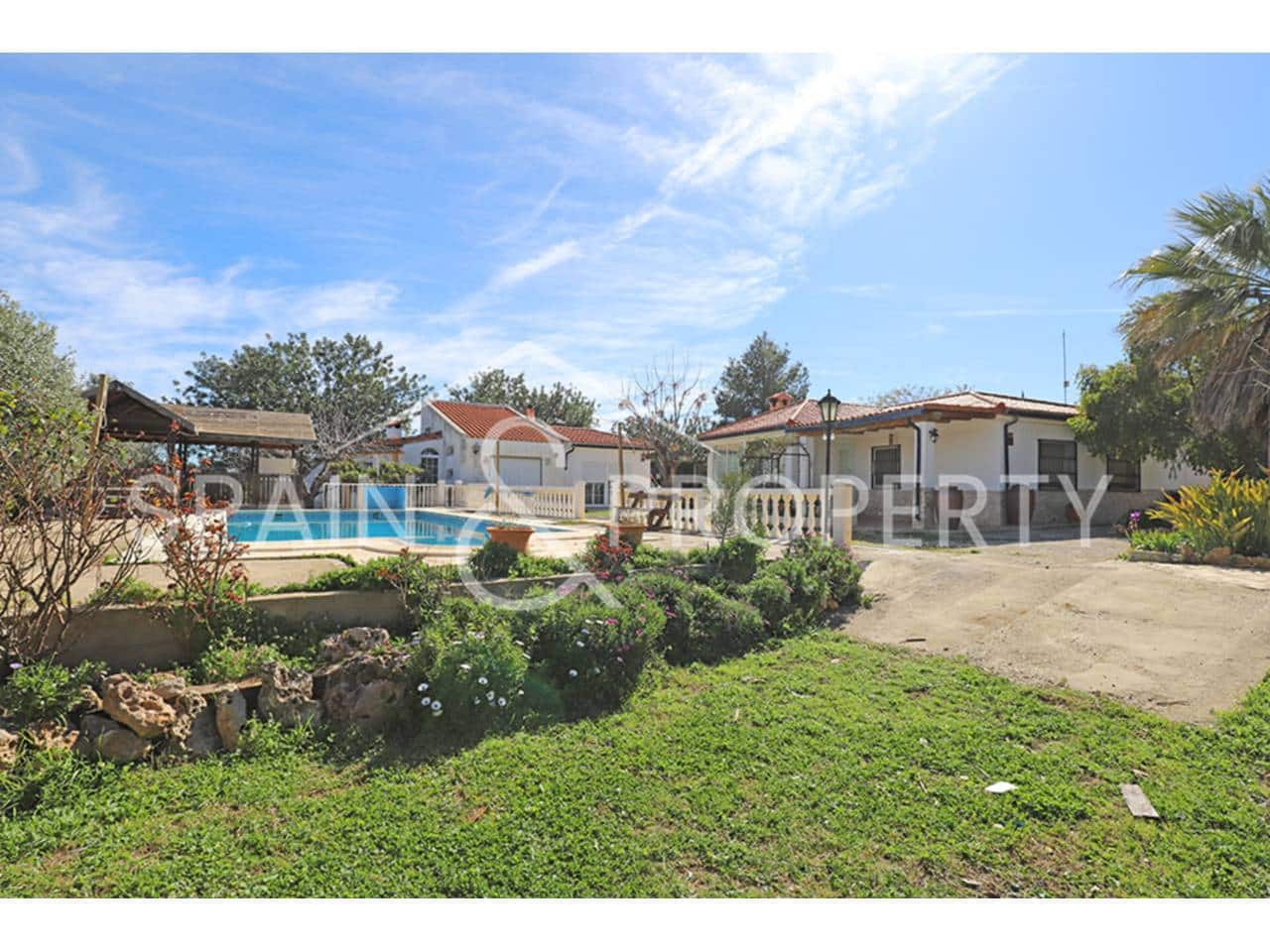 Chalet de 3 habitaciones en Turís en venta con piscina - 269.000 € (Ref: 9624134)