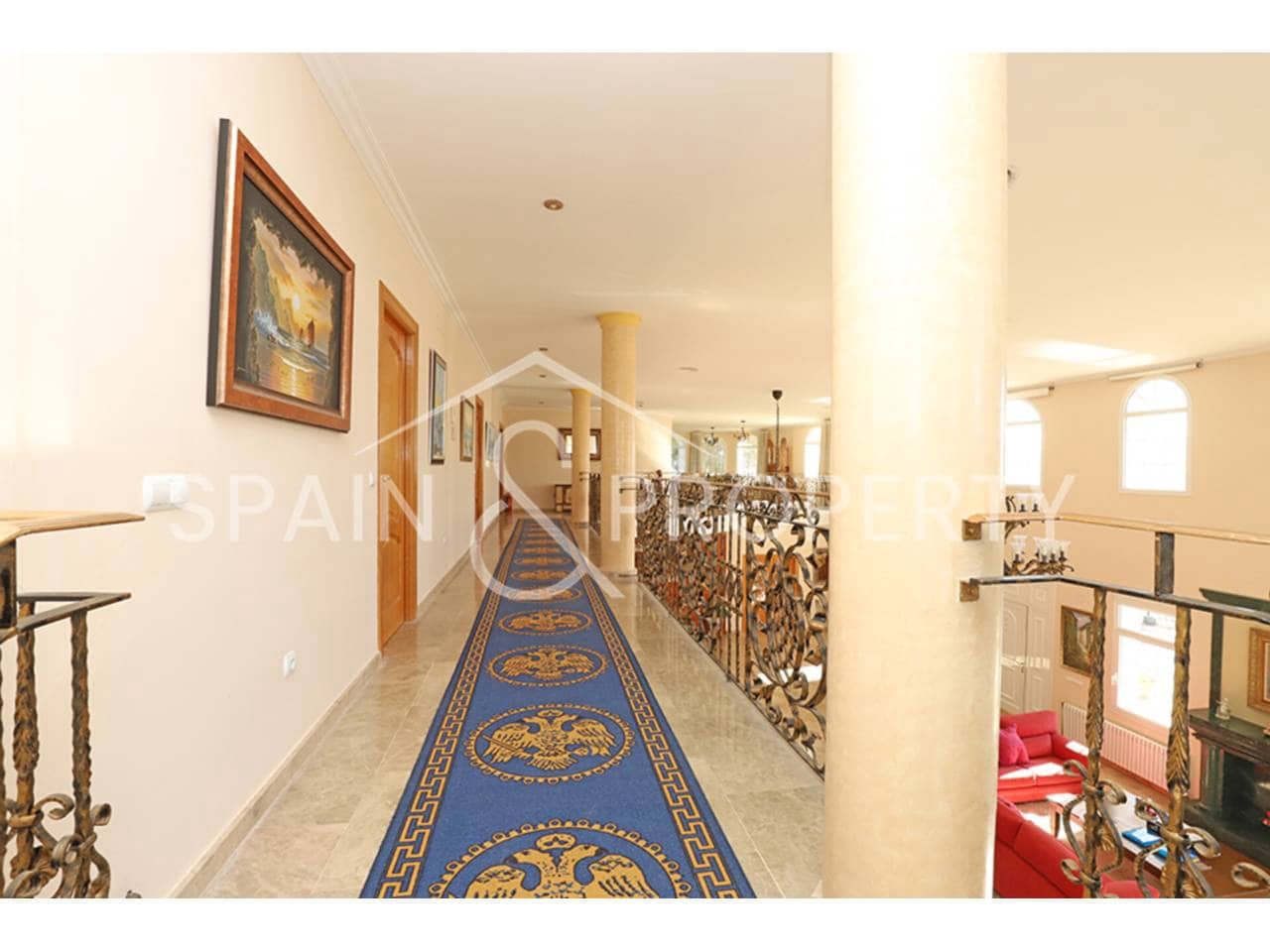 6 bedroom Villa for sale in Turis with pool garage - € 1,500,000 (Ref: 9665729)