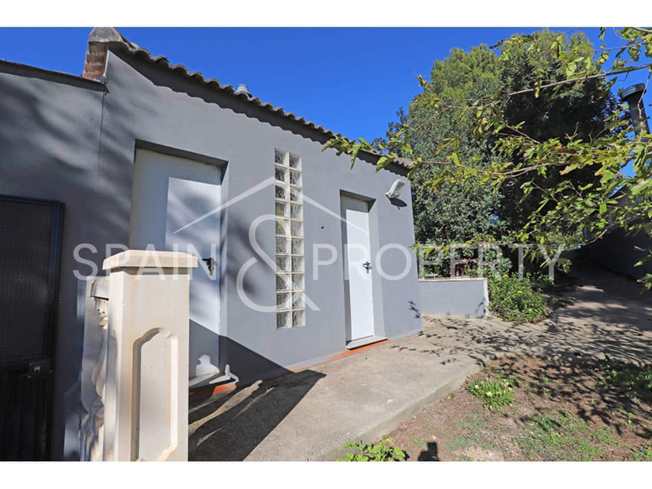 6 bedroom Villa for sale in Turis with pool garage - € 1,500,000 (Ref: 9665729)