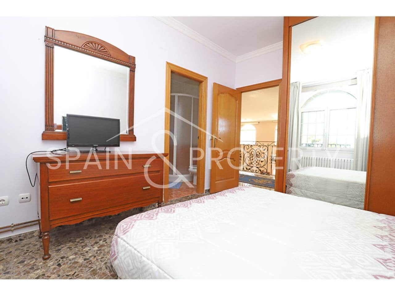 6 bedroom Villa for sale in Turis with pool garage - € 1,500,000 (Ref: 9665729)