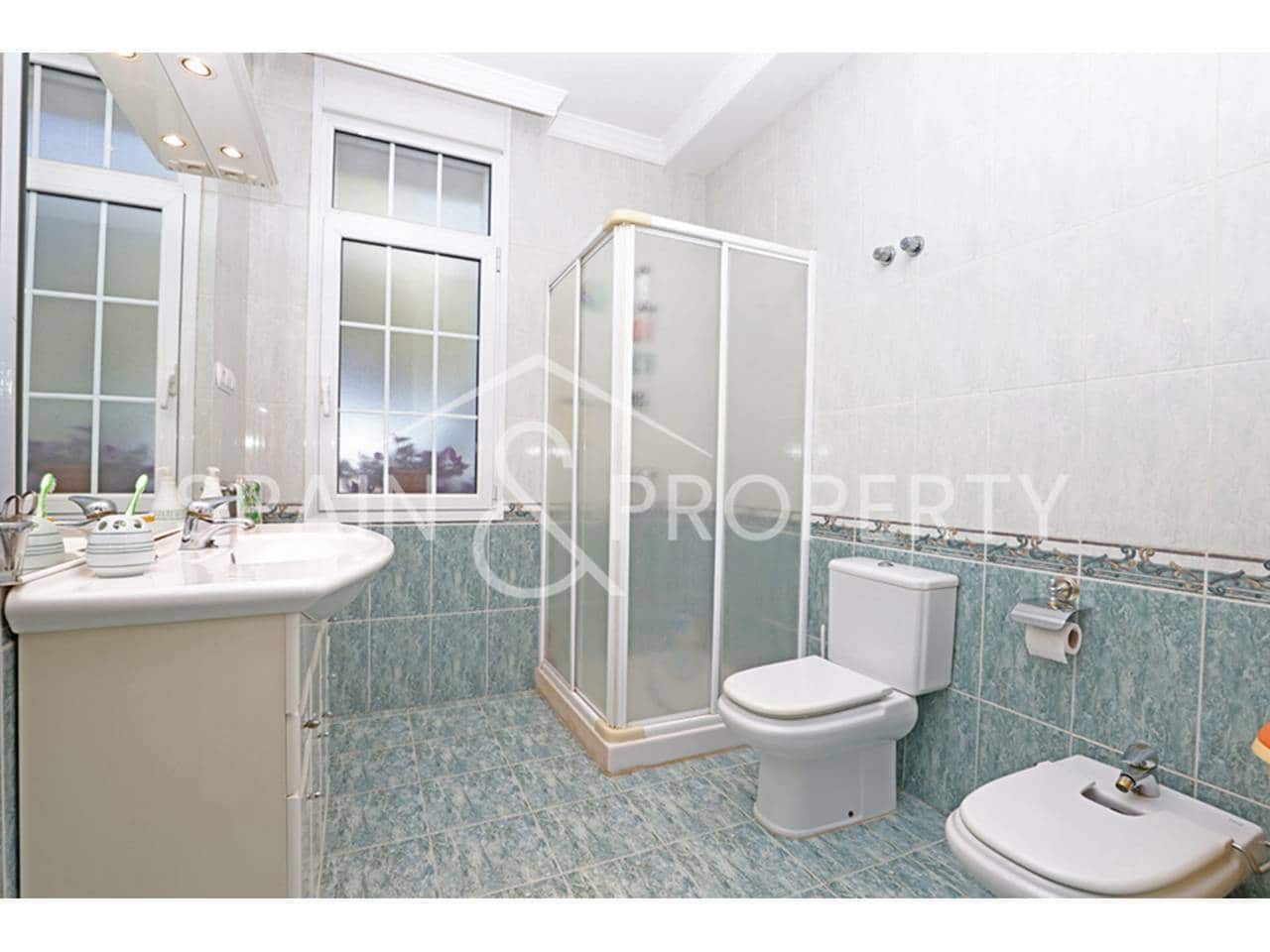 6 bedroom Villa for sale in Turis with pool garage - € 1,500,000 (Ref: 9665729)