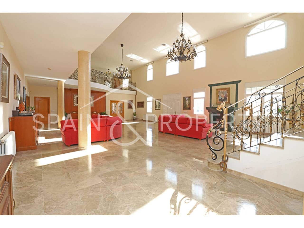 6 bedroom Villa for sale in Turis with pool garage - € 1,500,000 (Ref: 9665729)