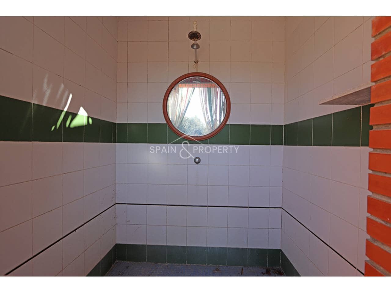 4 slaapkamer Villa te koop in Montserrat met zwembad garage - € 269.999 (Ref: 9679372)