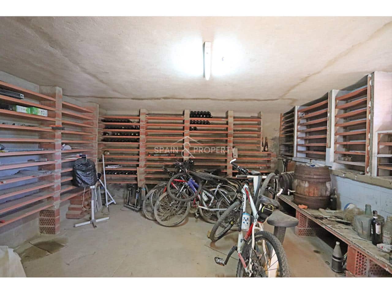 4 slaapkamer Villa te koop in Montserrat met zwembad garage - € 269.999 (Ref: 9679372)