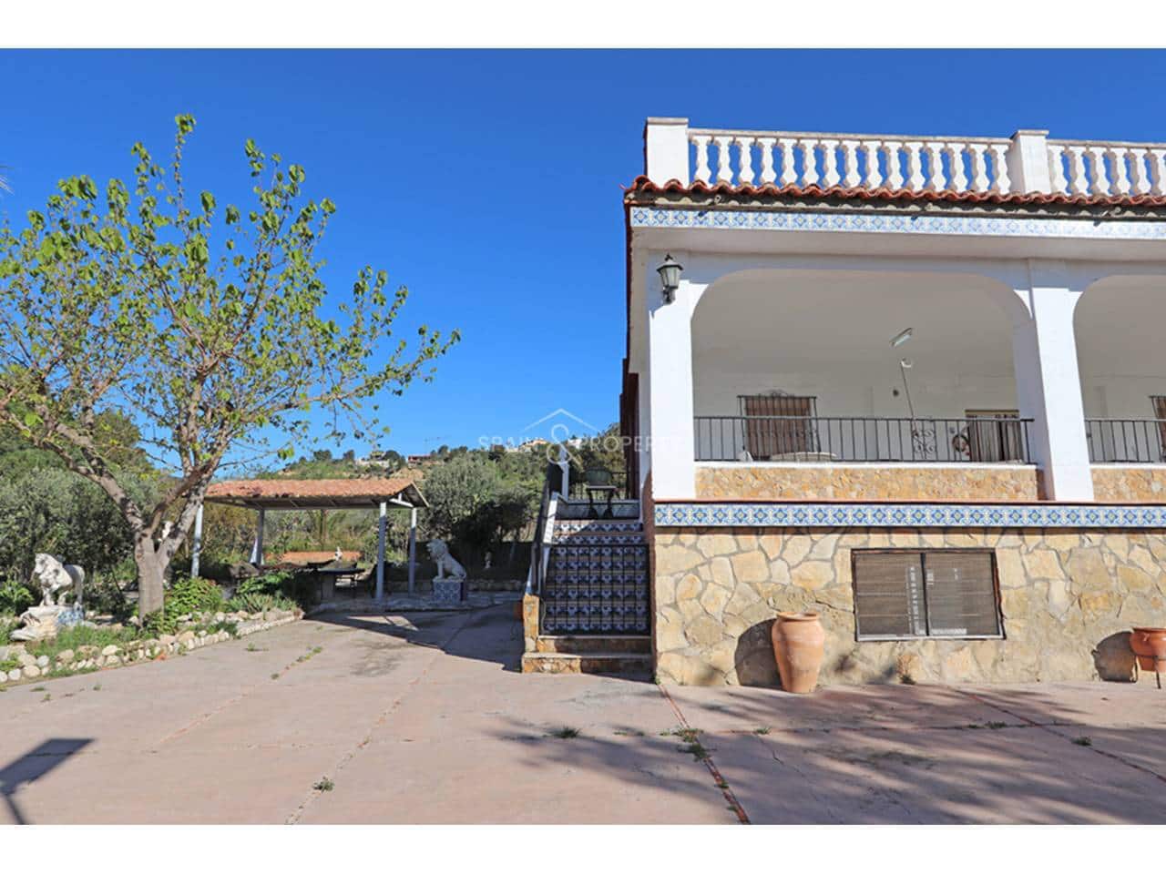 4 slaapkamer Villa te koop in Montserrat met zwembad garage - € 269.999 (Ref: 9679372)