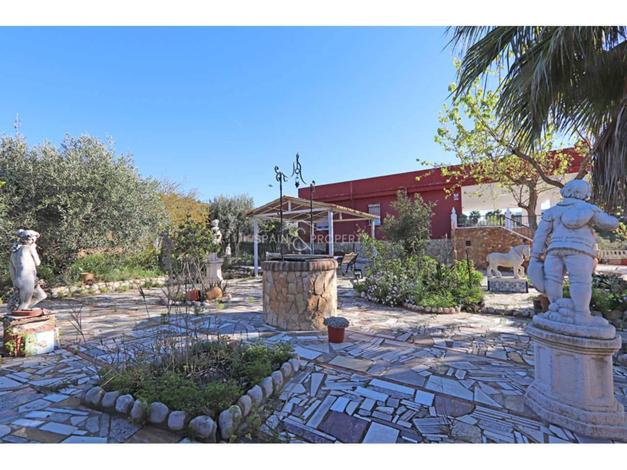 4 slaapkamer Villa te koop in Montserrat met zwembad garage - € 269.999 (Ref: 9679372)